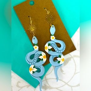 Daisy snakes dangles